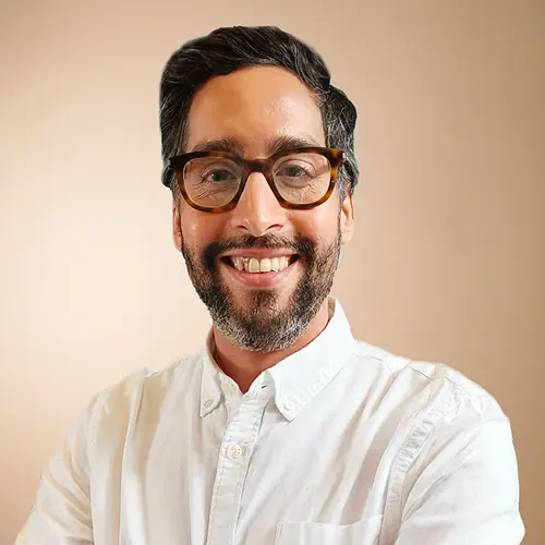 Portrait d’un expert en gestion d’abonnements Odoo